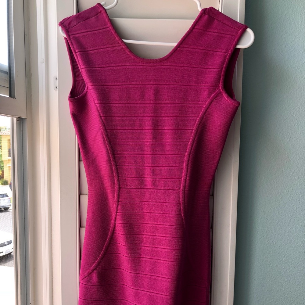 Dress - Picture 3 of 4
